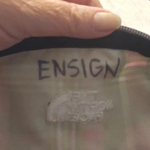 North face backpack - Picture 8 of 8